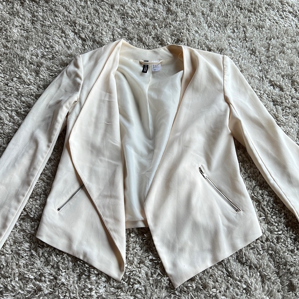 H&M blazer! Size 4.
